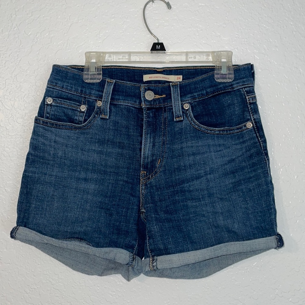 Levi’s Mid Length Shorts